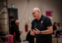 Er eilítið sorgmæddur