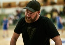 Bæði liðin hittu mikið og reyndu að vera lítið fyrir hinum