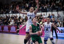 Keflavík hafði betur í spennandi bæjarglímu