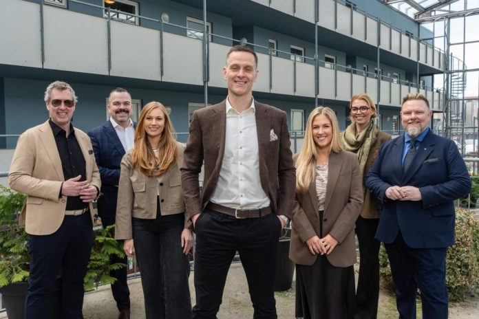 Hlynur og Framsóknarflokkurinn lofa betra símasambandi í Ásgarði