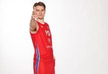 Sigrar hjá Haukum og Snæfelli í Lifetrack-Hofland mótinu