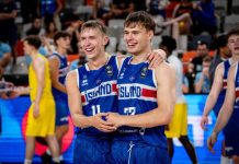 Stórleikur Lars skaut Íslandi í úrslitaleikinn og upp í deild þeirra bestu